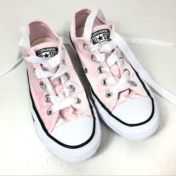 converse pink velour 